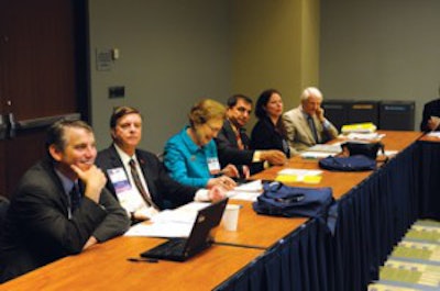 02_InternationalCommittee