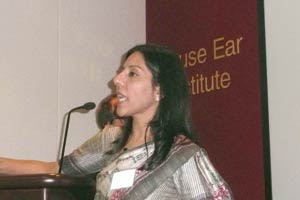 07_Chadha-speaking_pic1