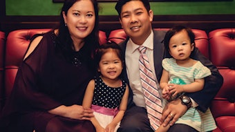Dr.-Tsai’s-family-photo-(002)