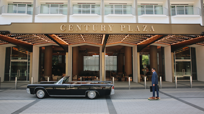 The Fairmont Century Plaza pays tribute to its star-studded history while nodding to the future with cutting-edge amenities and guest experiences.