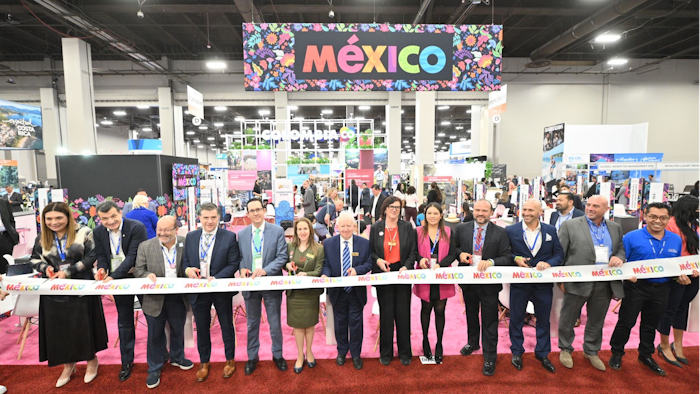 From left to right: Antonita Gamez, Alejandro Ramirez, Eduardo Chaillo, David Manllo, Julian Escutta, IMEX CEO Carina Bauer, IMEX Chairman Ray Bloom, IMEX Sales Director Heather Gough, Lucero Guerrero, Rodrigo Hurtado, Juan Carlos Salmon, Pedro Pinhal and Juan Carlos Villanueva.