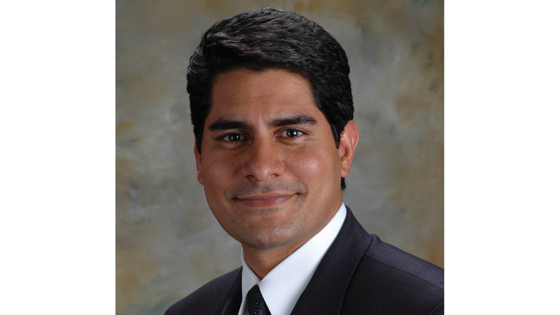 03 Mukkamala Headshot Base 35