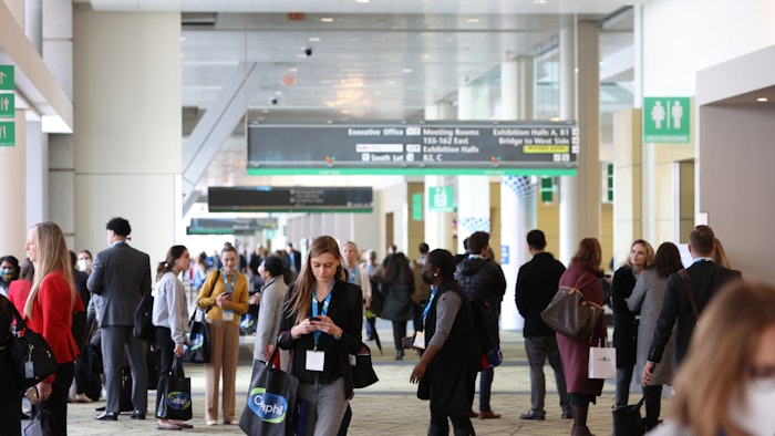 Aad22 Crowd1