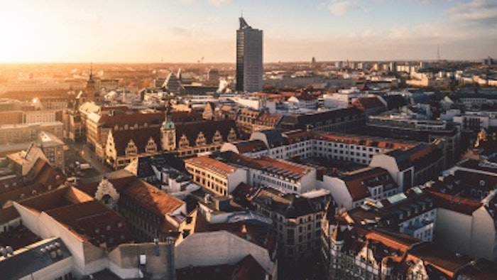 Leipzig, Saxony’s largest city, is enjoying unprecedented growth. By 2030, the city is expected to grow by 16%, with the population increasing from 609,869 in 2021 to more than 707,000.