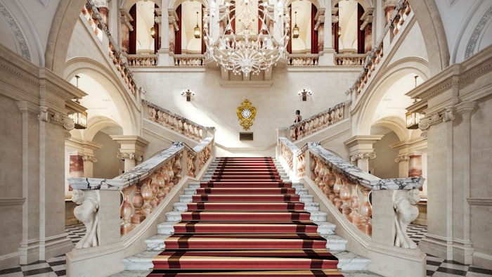 The Grand Staircase at The OWO transports visitors to the Whitehall Ballroom, with capacity for up to 600 guests.