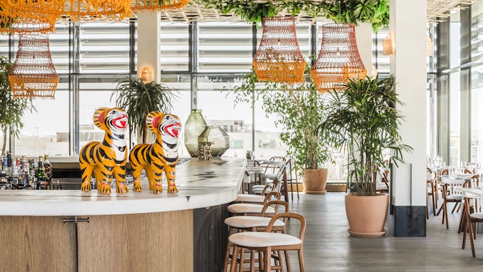 Grand Hyatt Athens is currently the largest Grand Hyatt in Europe with 548 rooms in total, four pools, conference rooms and event spaces of more than 47,000 square feet.