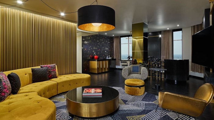W Minneapolis – The Foshey recently unveiled 229 renovated rooms with a Roaring 20s, art deco feel.