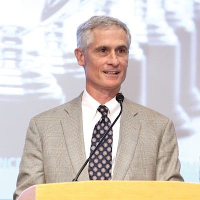 Residents Bowl emcee Gary Faerber, MD