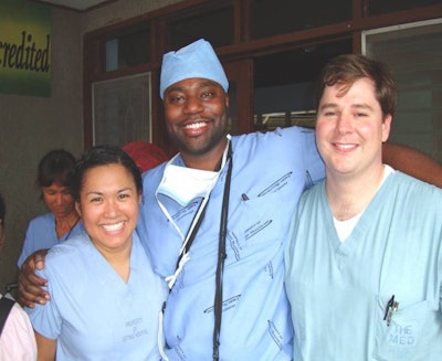 (Left to right) Nia Zalamea, MD, Vice President of MMoM, Frederick Durden, MD, Emory University, with Glenn B. Williams, MD.