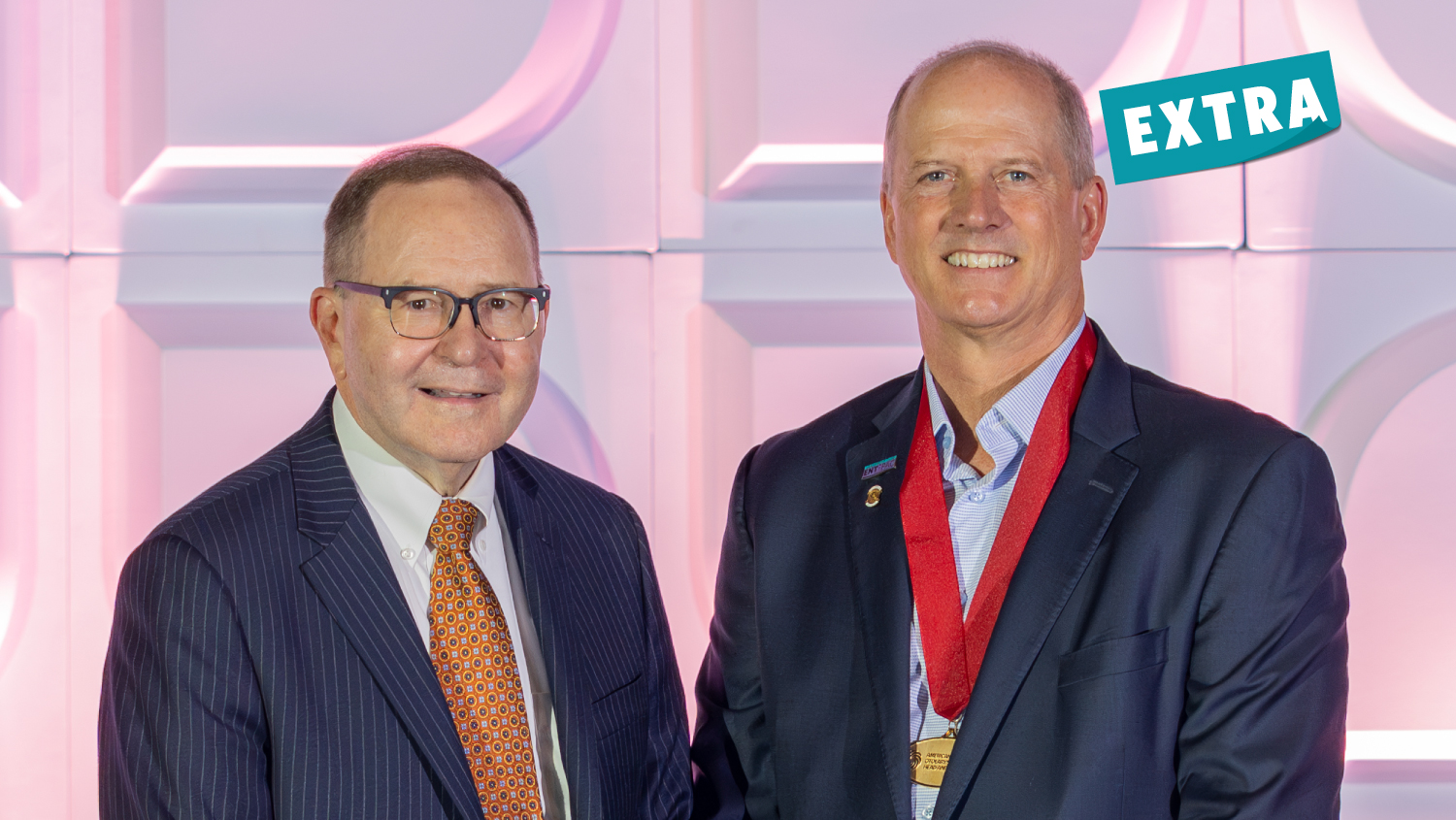 01 Leadership Photo Base