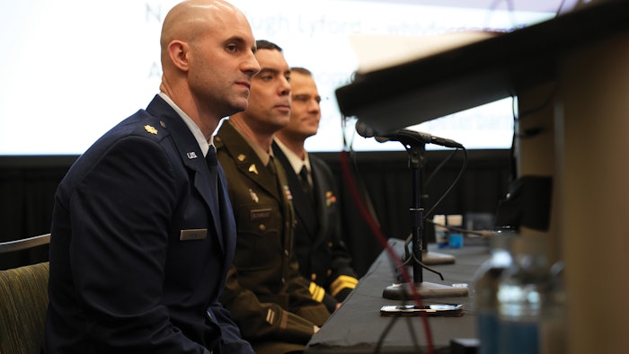Three active duty military members and dermatologists addressed and acknowledged their civilian counterparts in yesterday’s session.