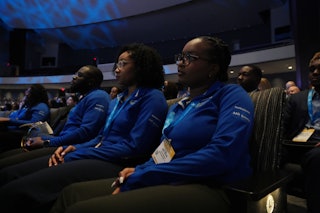 Plenary Crowd2