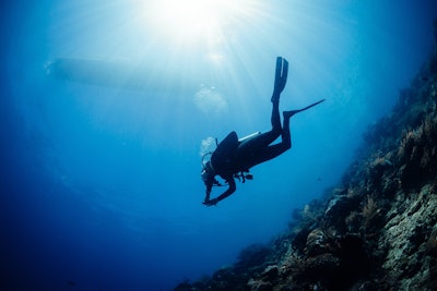 06 Scuba Diving Thumbnail