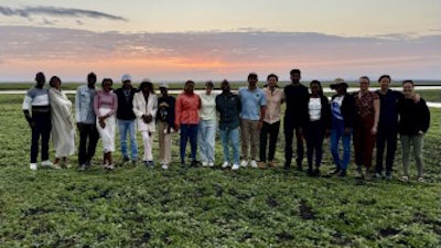 The SPARK Gorongosa program recently held their second working group meeting alongside a dozen local healthcare students.