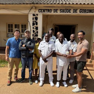 The SPARK team worked side by side with Mozambican healthcare professionals, nurses, and conservationists.