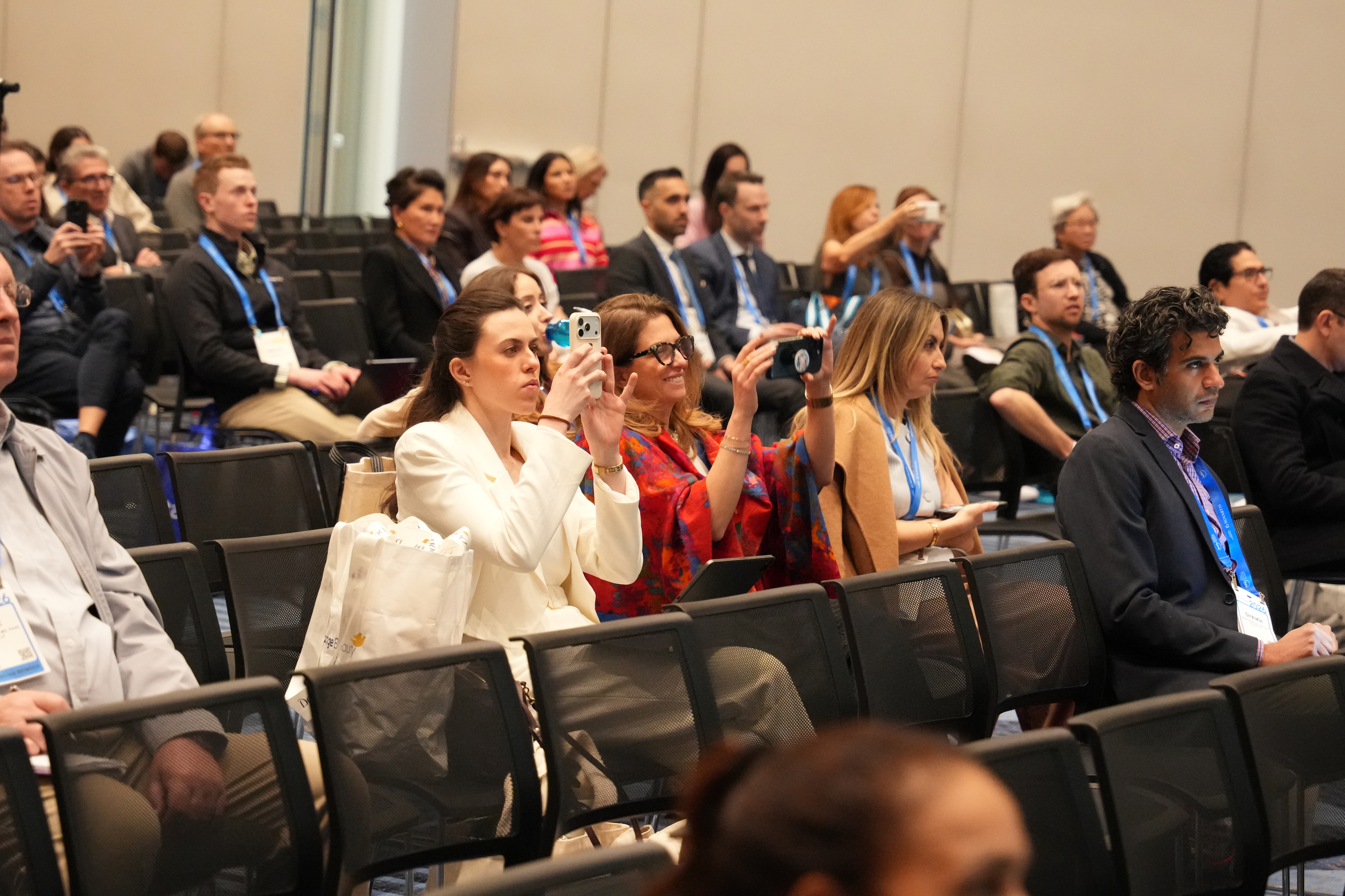 Am26 U045 Session Audience