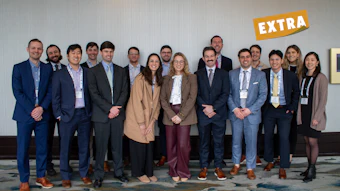 Residents At Oto Forum Extra