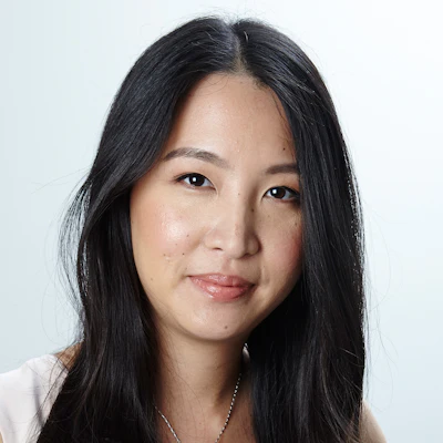 Katherine Lee Headshot Square